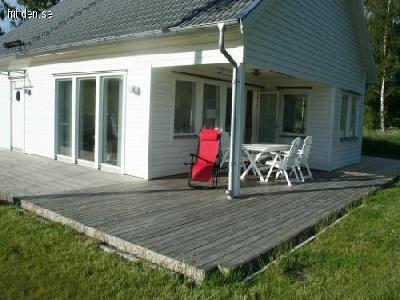 Rymligt sommarhus byggt 2013