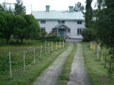 Hus vid havet uthyres+havstomt